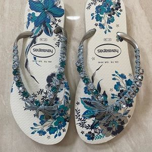 Havaianas womens flip flop sandals, size USA 7/8